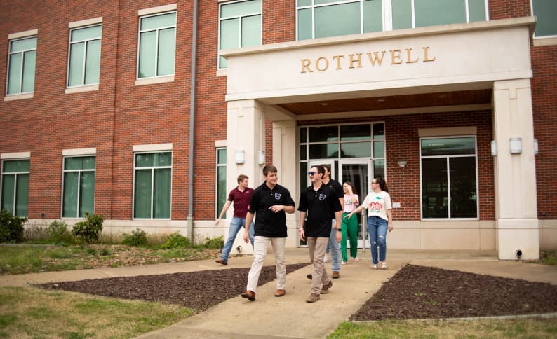 Students in front of the Rothwell building